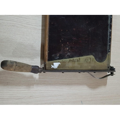 88 - Vintage Guillotine / Cutter