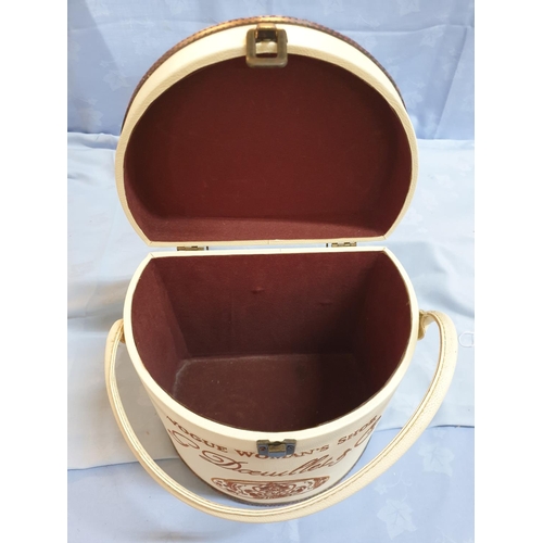 212 - Vintage Style Vanity Case (Vogue Woman's Shoe)