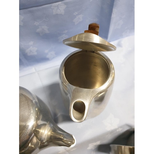 219 - Silver Plated / Stainless Steel Coffee and Tea Pots Together with Gravy Boats on Tray (7)