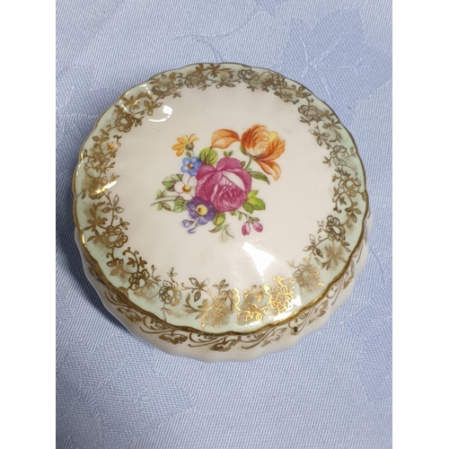 319 - Dresden China, Germany Vintage Trinket Box with Floral Pattern on Lid (Ø7.5cm x H:5cm)