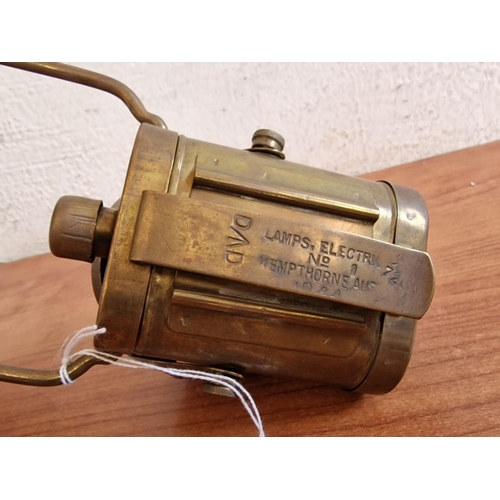 116 - A WWII Australian Electric Kempthorne Lantern / Lamp with Lens Cover and Belt Clip. Marked 'Lamps El... 