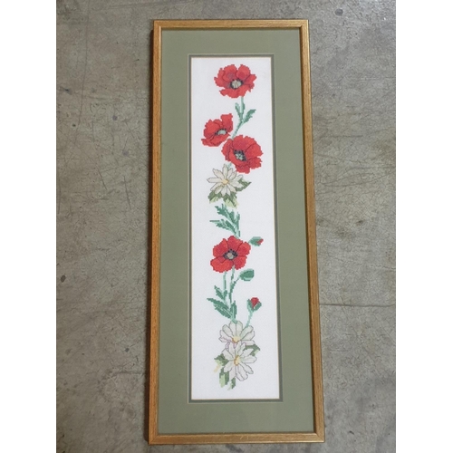 253 - 2 x Embroidery Pictures Poppies in Frames (24x 63cm / 35 x 59cm)