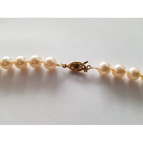 288 - 2 x Retro Pearl Necklaces