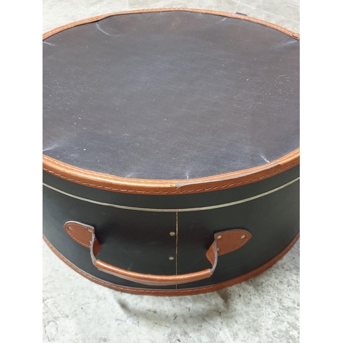 159 - Vintage Style Large Hat Box (Ø50cm), (A/F)