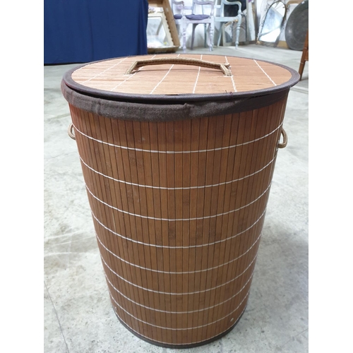 211 - Rattan / Fabric Laundry Basket (H:50cm x Ø37cm) with Lid