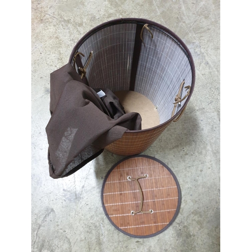 211 - Rattan / Fabric Laundry Basket (H:50cm x Ø37cm) with Lid