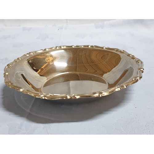 224 - 2 x Decorative Bon - Bon Bowls, Vintage Style Stainless Steel with Decorative Rim (Ø21.5cm) and 