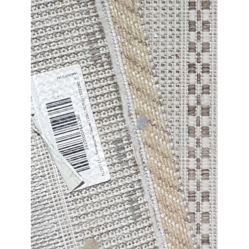 90 - Beige Small Rug and Geometric Pattern, Made in Belgium (120 x 70cm)