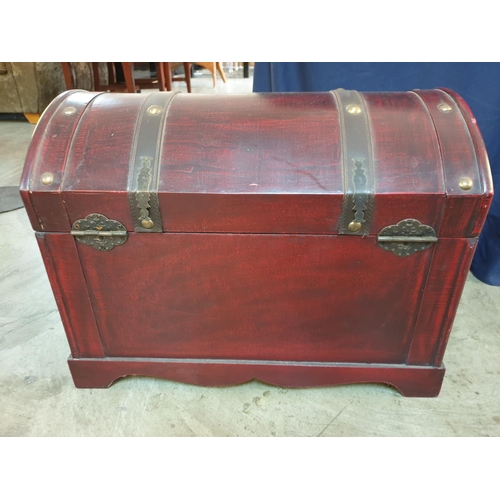 282 - Large Decorative Wood Effect Trunk with Leather an Metal Details (33.5 x 54.5 x 41cm)