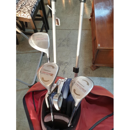 346 - Gold Clubs Set with Bag and Trolley