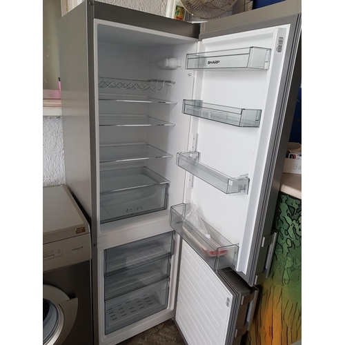 92 - Sharp Silver Fridge / Freezer, SJ-BB04NTXS1EU Sharp Combi (170 x 55 x 60cm)