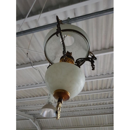 292 - Vintage Style Brass Effect Hanging Light (Un-Tested)