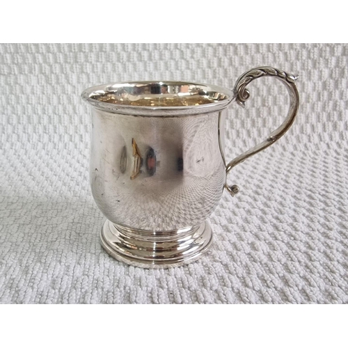 107 - Sterling Silver Christening Mug (Approx. H: 7.5cm, Ø: 6cm, Weight 70g)