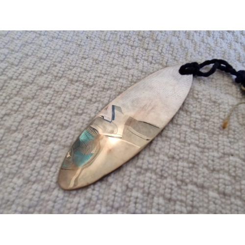 113 - Sterling Silver Book Mark with Blue Fabric Tassel, (Approx. L: 8cm, 15.5g)