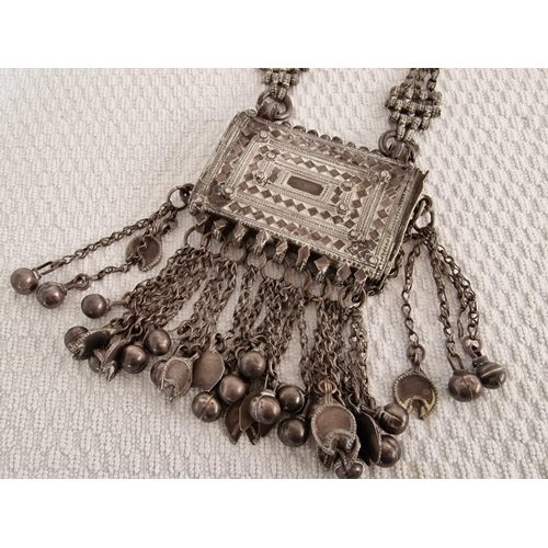 166 - 4 Pieces of Traditional Omani Wedding Jewellery; Vintage Handmade Bedouin Pieces, Incl. Silver Hirz ... 