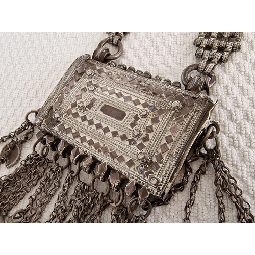 166 - 4 Pieces of Traditional Omani Wedding Jewellery; Vintage Handmade Bedouin Pieces, Incl. Silver Hirz ... 