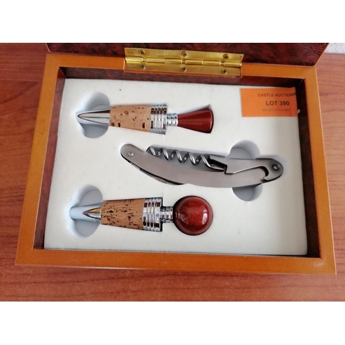 501 - Wine Accessories in Display Box