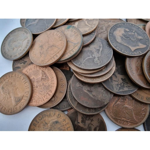 159 - Large Collection of Early / Vintage English One Penny Coins