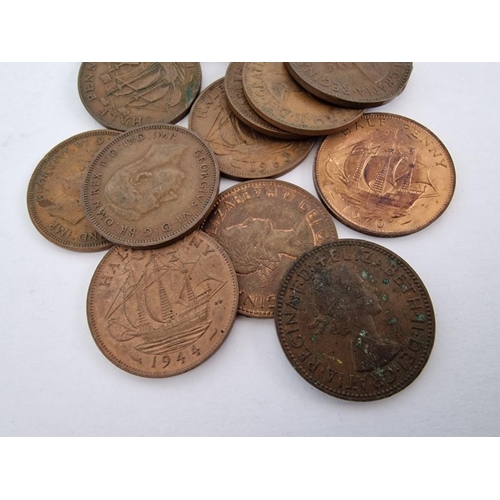 Large Collection of Early / Vintage English Half Penny and Farthing Coins