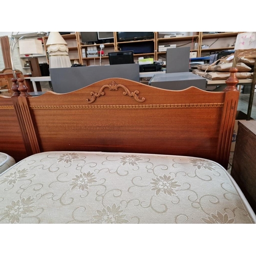 532 - Pair of Single Beds with Wooden Frame, Gevorest Mattresses and 5-Drawer Dressing Table with 3-Part M... 