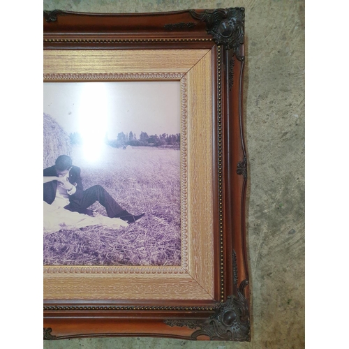 384 - 3 x Matching Retro Style Photo Frames