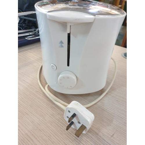 449 - Morphy Richards Electric Toaster (Un-Tested)