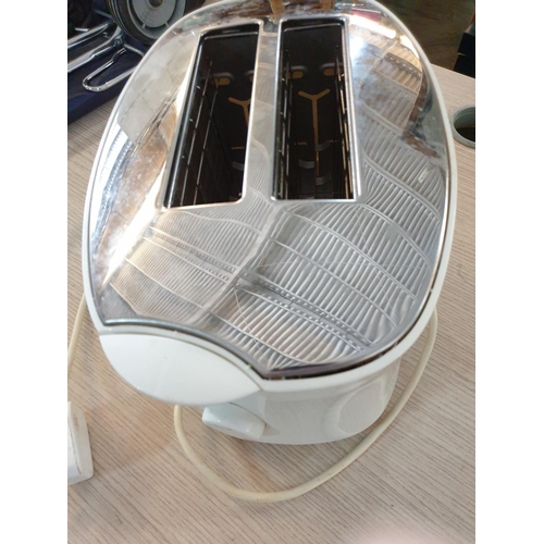 449 - Morphy Richards Electric Toaster (Un-Tested)