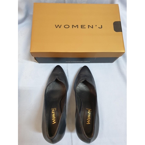 457 - Navy Blue Classic Ladies High Heels Shoes, Size 39