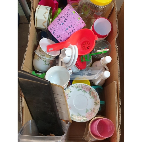 589 - Large Box of Assorted Items inc; Kitchen Tools, Kitchen Items, Plates / Bowls etc