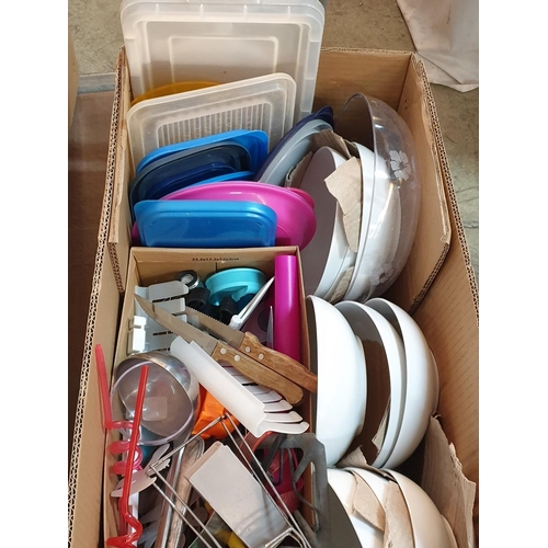 590 - Large Box of Assorted Items inc; Kitchen Items, Plates / Bowls, Kitchen Tools