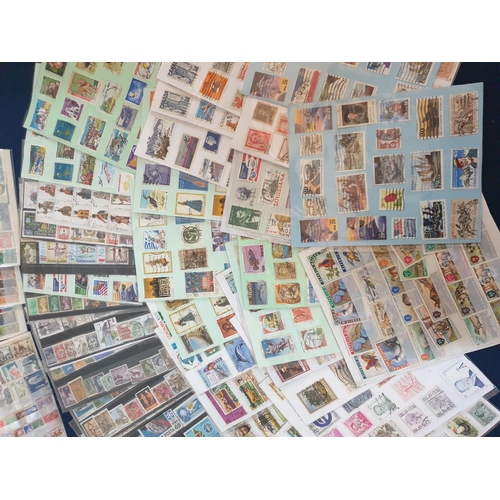 594 - Huge Collection of Stamps from Around the World Approx 40 pages with Approx 20 Stamps Each Page