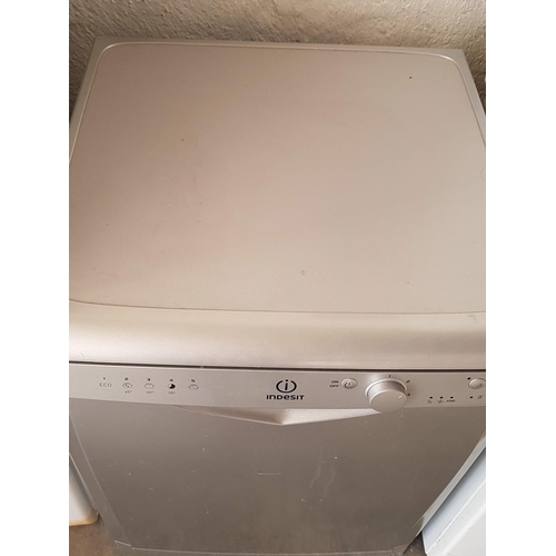 621 - Indesit Silver Dishwasher, 220-230V, 50Hz, 0.05-1MPa, DFG 15B10 S EU