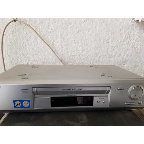 542 - Philips DVD Player DVP 3880 with R/C Sone Smart Engine Video Cassette Recorder SLV-SE720 (Un-Tested)... 