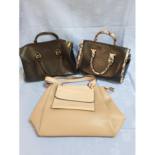 627 - 2 x Black and Beige Ladies Handbags