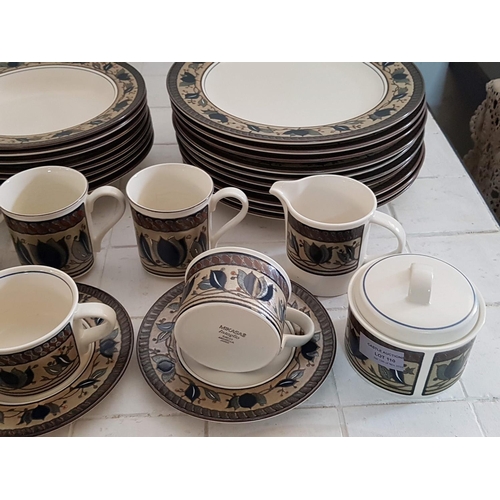 617 - Mikasa Intaglio Arabella Dinner Stoneware Set, Made in Japan (Oven, Dishwasher and Microwave Safe)