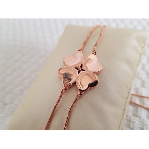 Decorative Folli Follie Gold Plated Bracelet with Flower Shape