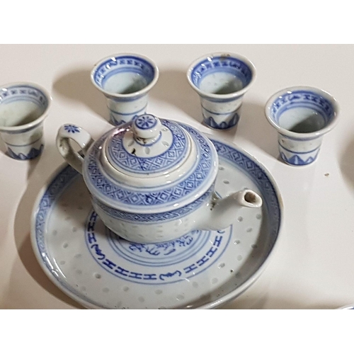 658 - Blue and White Dragon Motif Porcelain Dinner / Tea Set ( More Than 55x pcs ) Chinese Tea Pot with Cu... 