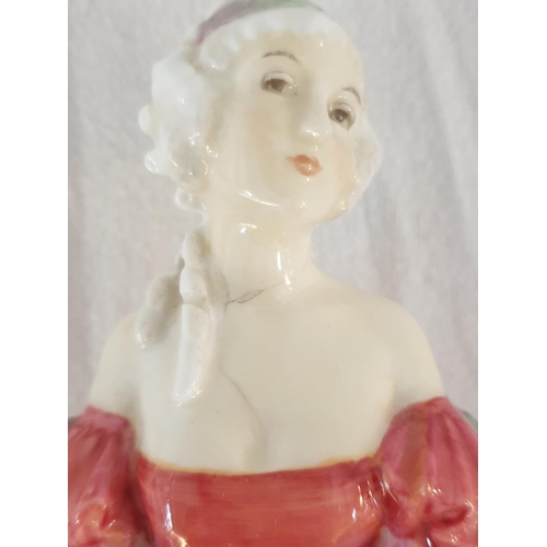 335 - Earl Royal Doulton (Antique) Porcelain Figurines 