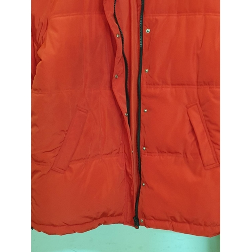 353 - Red Puffer Ladies Jacket, Size S with Black Zipper