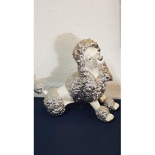 818 - Retrieving Poodle Ceramic White / Silver Figurine (H:31cm)