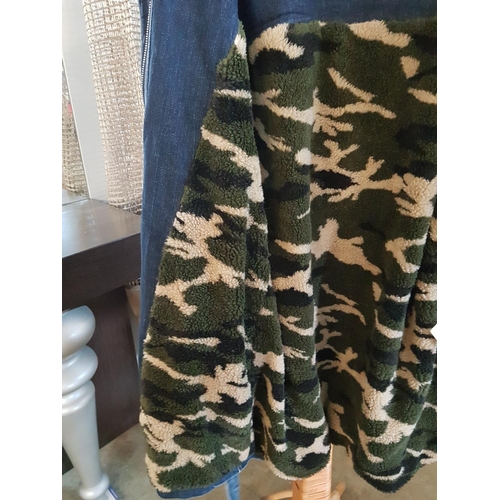 819 - Women's Winter Warm Long Jean Coat with Camo Pattern Fleece, Size M