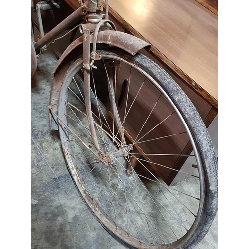 228 - Antique Men's Bicycle (Needs Renovation)