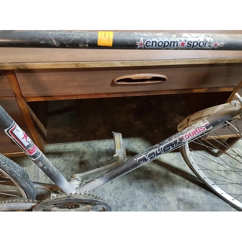 587 - Vintage Cyclists Bike (A/F, Needs Renovations)