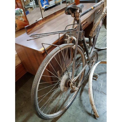 587 - Vintage Cyclists Bike (A/F, Needs Renovations)