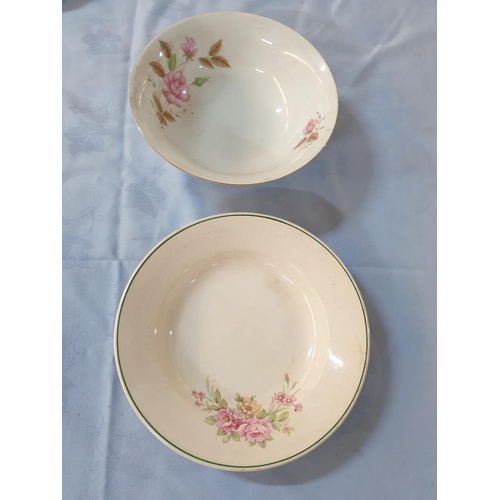 601 - Collection of Retro Plates, Saucers and Bowl