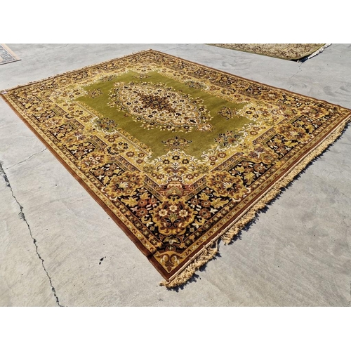 253 - Large Decorative 'Teppich Imperial' Carpet, 100% Wool Pile, (Made in Belgium) with Green, Brown, Gol... 