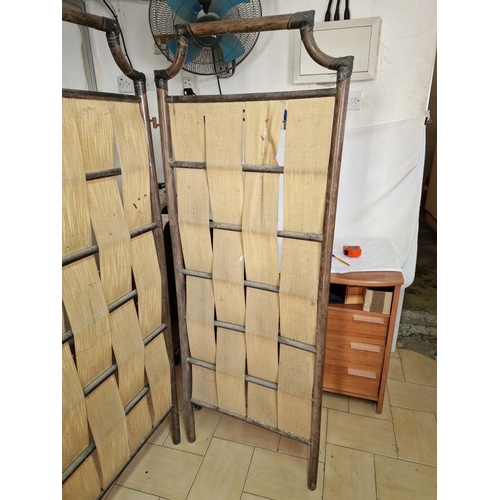 62 - Bamboo 3-Part Room Divider / Screen with Weaved Canvas, A/F (Each Section Approx. 60 x 161cm)