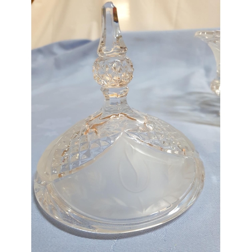 376 - Crystal Bon - Bon Bowl with Lid (H:20cm x Ø14cm)