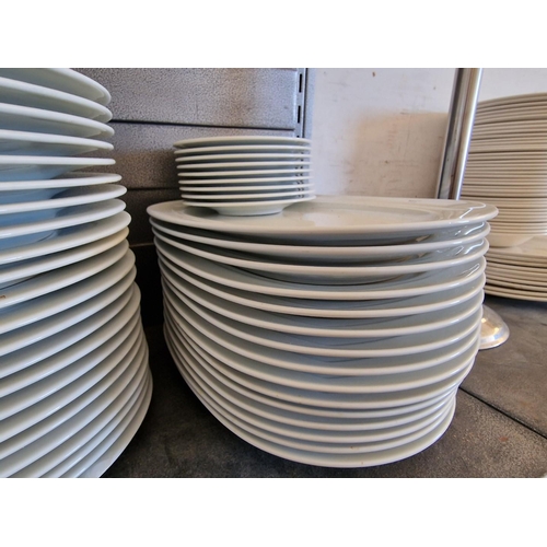 425 - Qty of Tafelstern White Porcelain Plates and Bowls, (Germany)