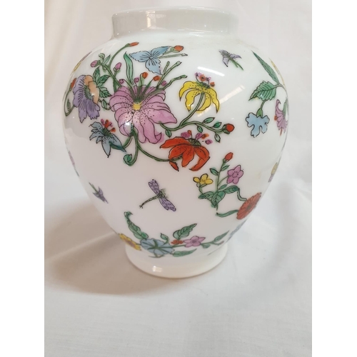 338 - Hand Painted Porcelain Chinese Vase in Floral Pattern (H:16cm)